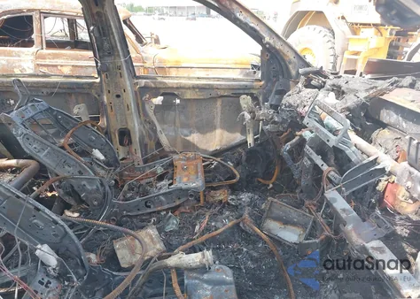 2015 Ram 1500 Laramie z USA, uszkodzony, nr VIN 1C6RR7NT3FS606311